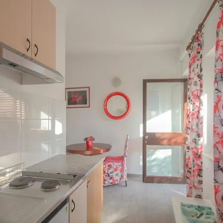 Ferienwohnung Fur 3 Personen Ca 30 Qm In Novigrad, Istrien Istrische Riviera - B60672 Apartman *