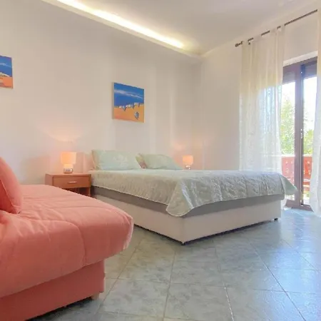 Ferienwohnung Fur 3 Personen Ca 30 Qm In Novigrad, Istrien Istrische Riviera - B60672 * Karpinjan