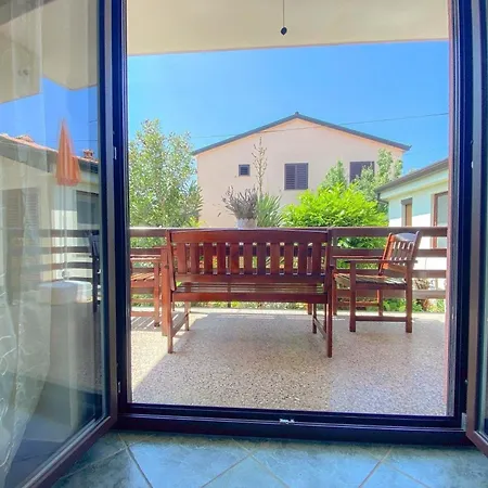 Ferienwohnung Fur 3 Personen Ca 30 Qm In Novigrad, Istrien Istrische Riviera - B60672 Apartman Karpinjan