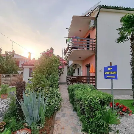 Ferienwohnung Fur 3 Personen Ca 30 Qm In Novigrad, Istrien Istrische Riviera - B60672 Apartman