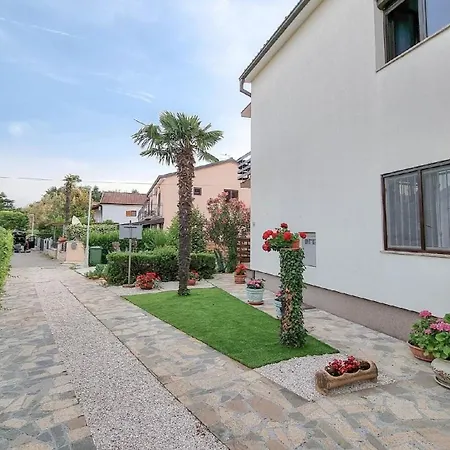 Apartman Ferienwohnung Fur 3 Personen Ca 30 Qm In Novigrad, Istrien Istrische Riviera - B60672 *
